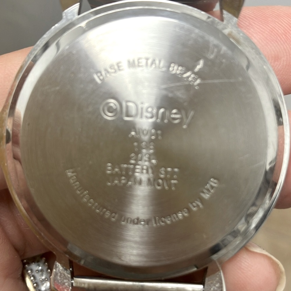 Johnny Depp Disney Watch - Picture 2 of 7